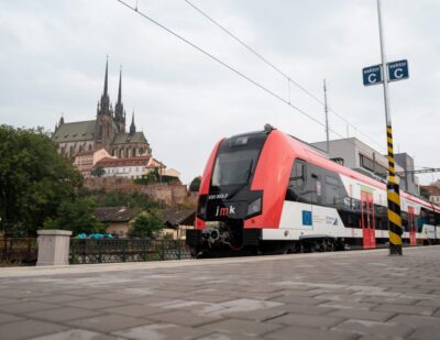 Czech Republic: First Four-Car Moravia Trainset Enters Test Service