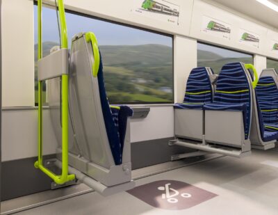 Alstom and Irish Rail Reveal Full-Size Model of DART+ Carriage in Dublin