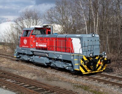 CZ LOKO Delivers EffiShunter 600 Locomotive to Železiarne Podbrezová
