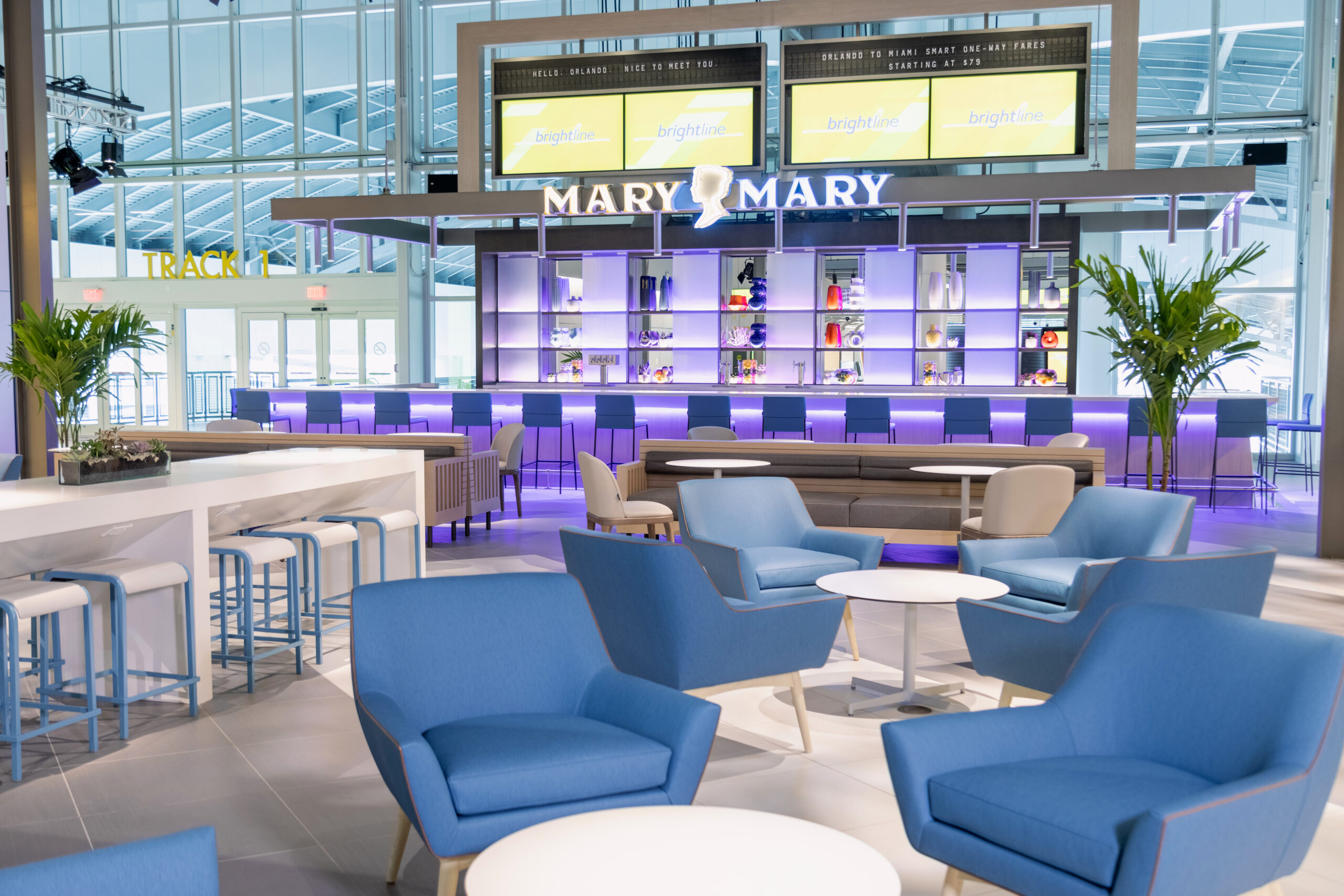 The sit-down Mary Mary bar is positioned at the far end of the station with a panoramic view overlooking the train platforms