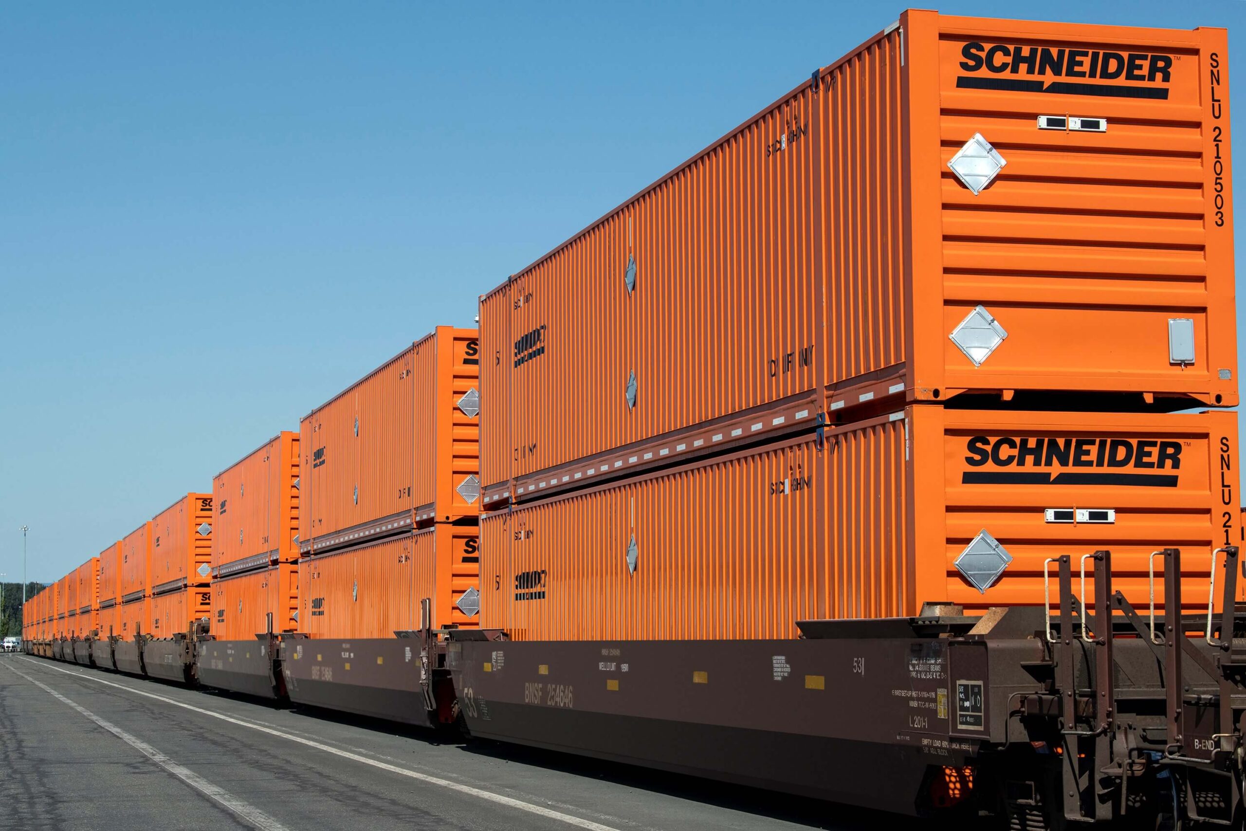 Schneider intermodal freight transport
