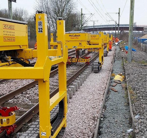McCulloch Group's Panel Lifter machines replacing tracks at Beaulieu Park