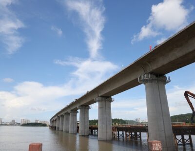 Track Laying Underway on China-Vietnam High-Speed Railway