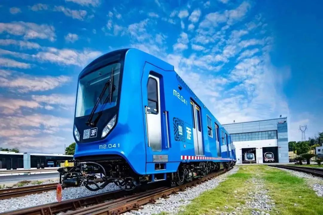 New light rail vehicles for Mexico City