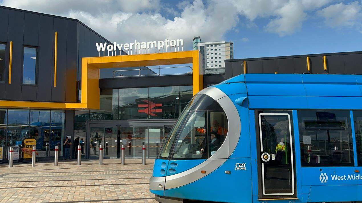 New West Midlands Metro extension to Wolverhampton Railway Station opens on Sunday