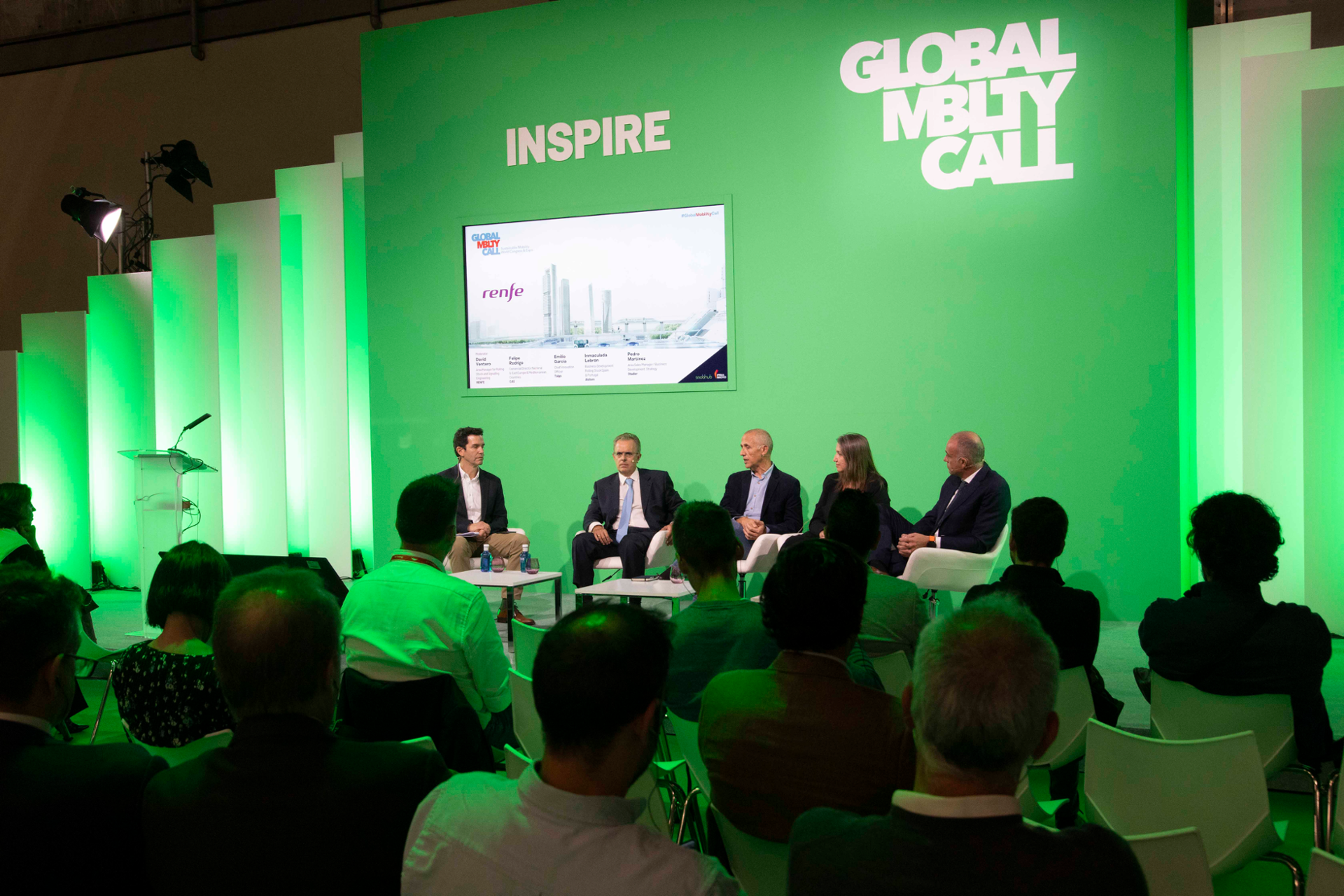 A panel discussion with David VenteroGerente, Renfe; Felipe Rodrigo, CAF; Emilio García,Talgo; Inmaculada Lebrón, Alstom; and Pedro Martínez, Stadler 