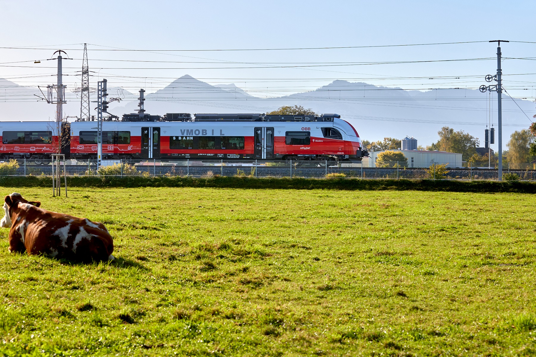 The last of 21 sets from the Desiro ML series was recently transferred from Siemens Mobility to Vorarlberg