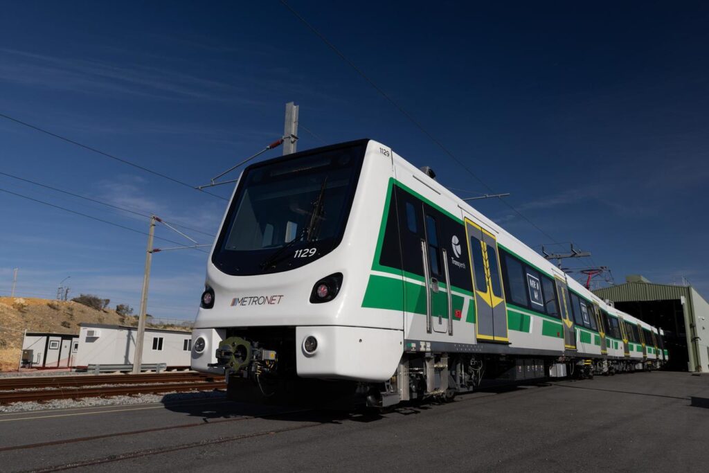 Alstom Electric C-Series Train Starts Passenger Service in Perth ...