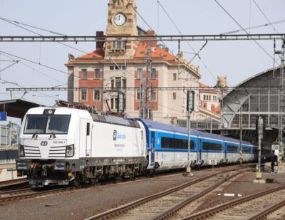 Siemens and Škoda Group to Deliver First ComfortJet Trains to Czech Railways