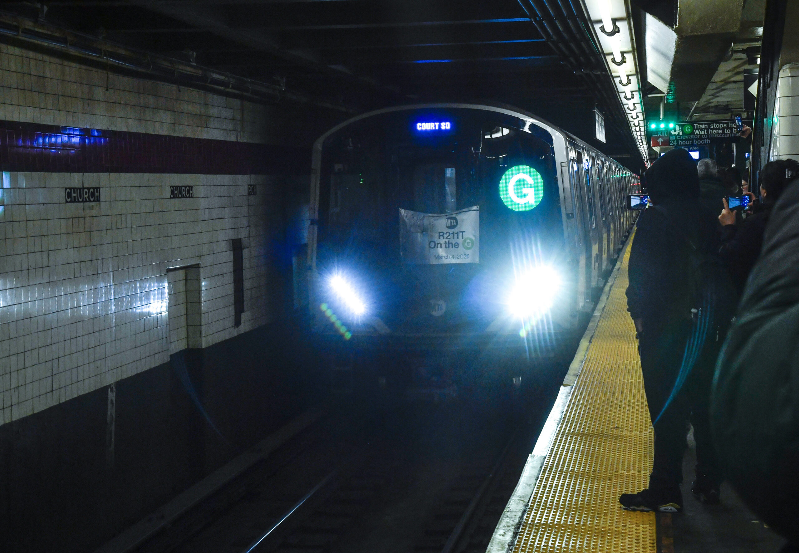 MTA’s Open-Gangway Trains Revolutionize New York’s G Line Commute