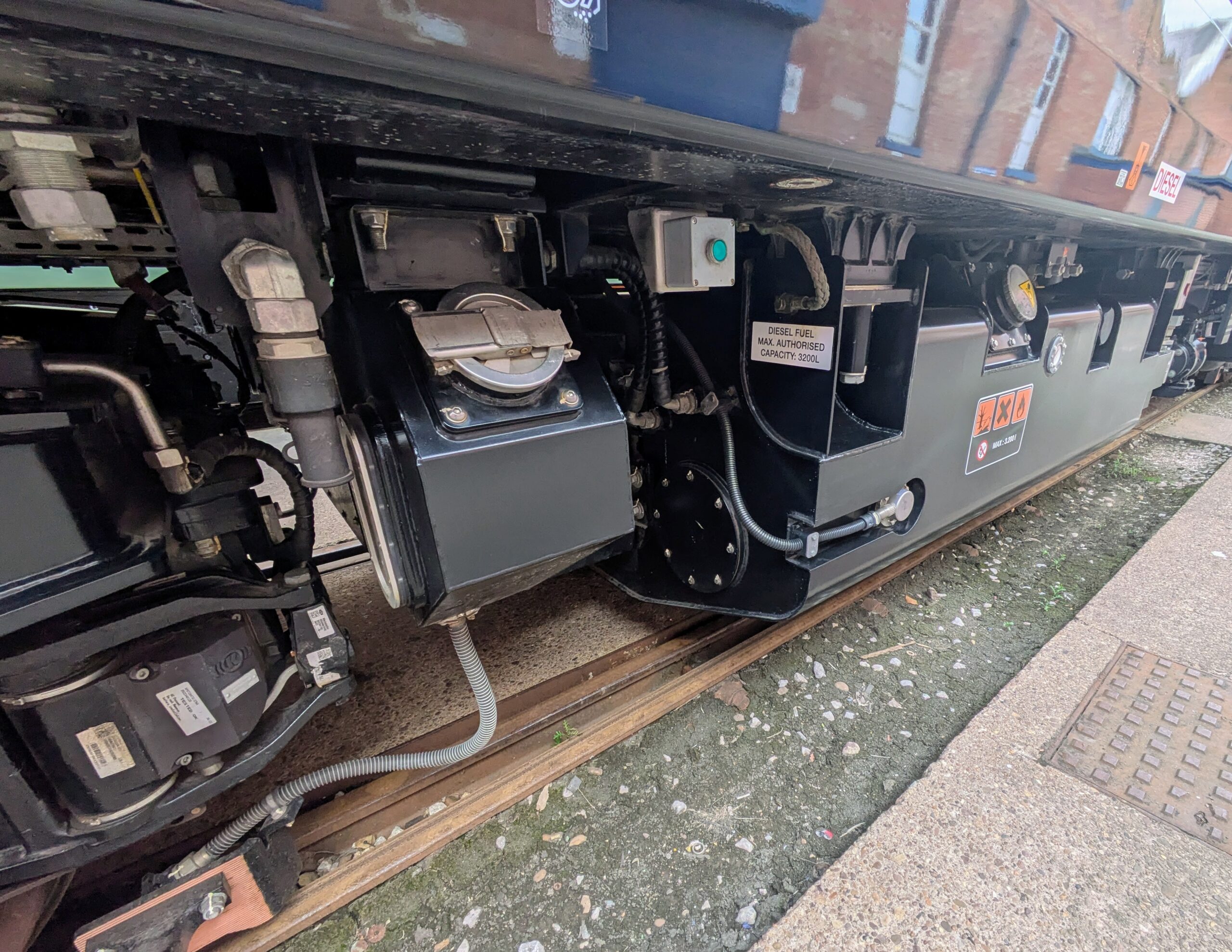 Class 93 tri-mode locomotive