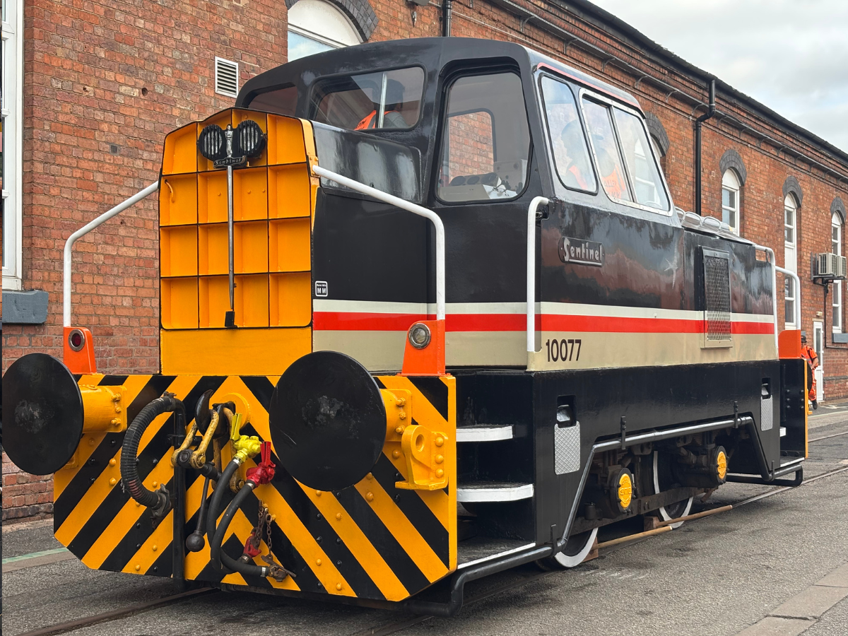 Sentinel 0-4-0DH 10077 Showcased at Alstoms Greatest Gathering