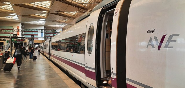 This reorganization follows the company's decision to withdraw its Avlo S106s from the corridor