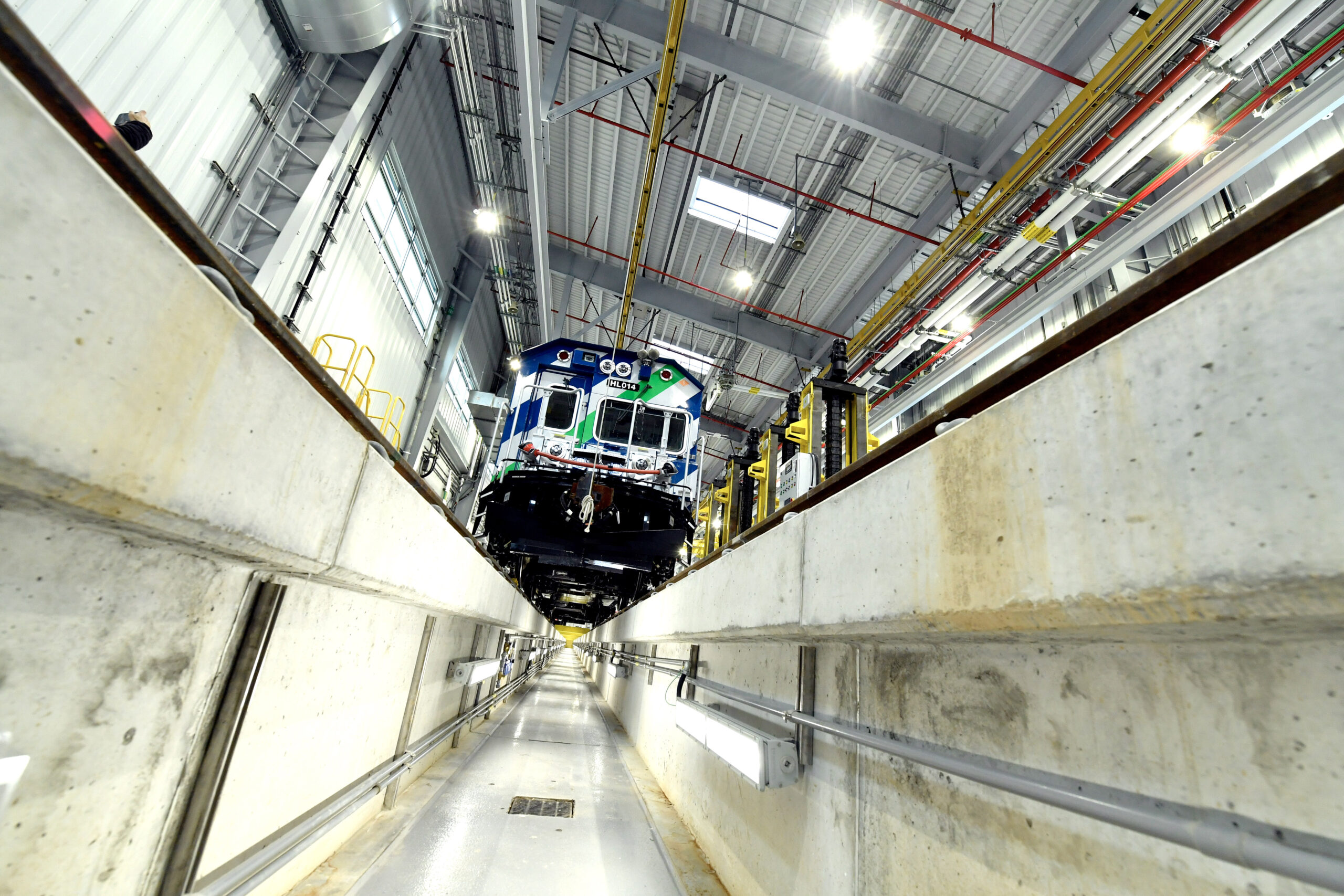 MTA's new Railcar Acceptance & Testing facility