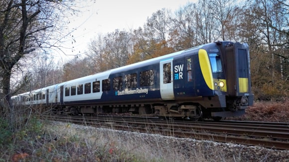 South Western Railway Trials Satellite-Based Wi-Fi Technology   Railway-News