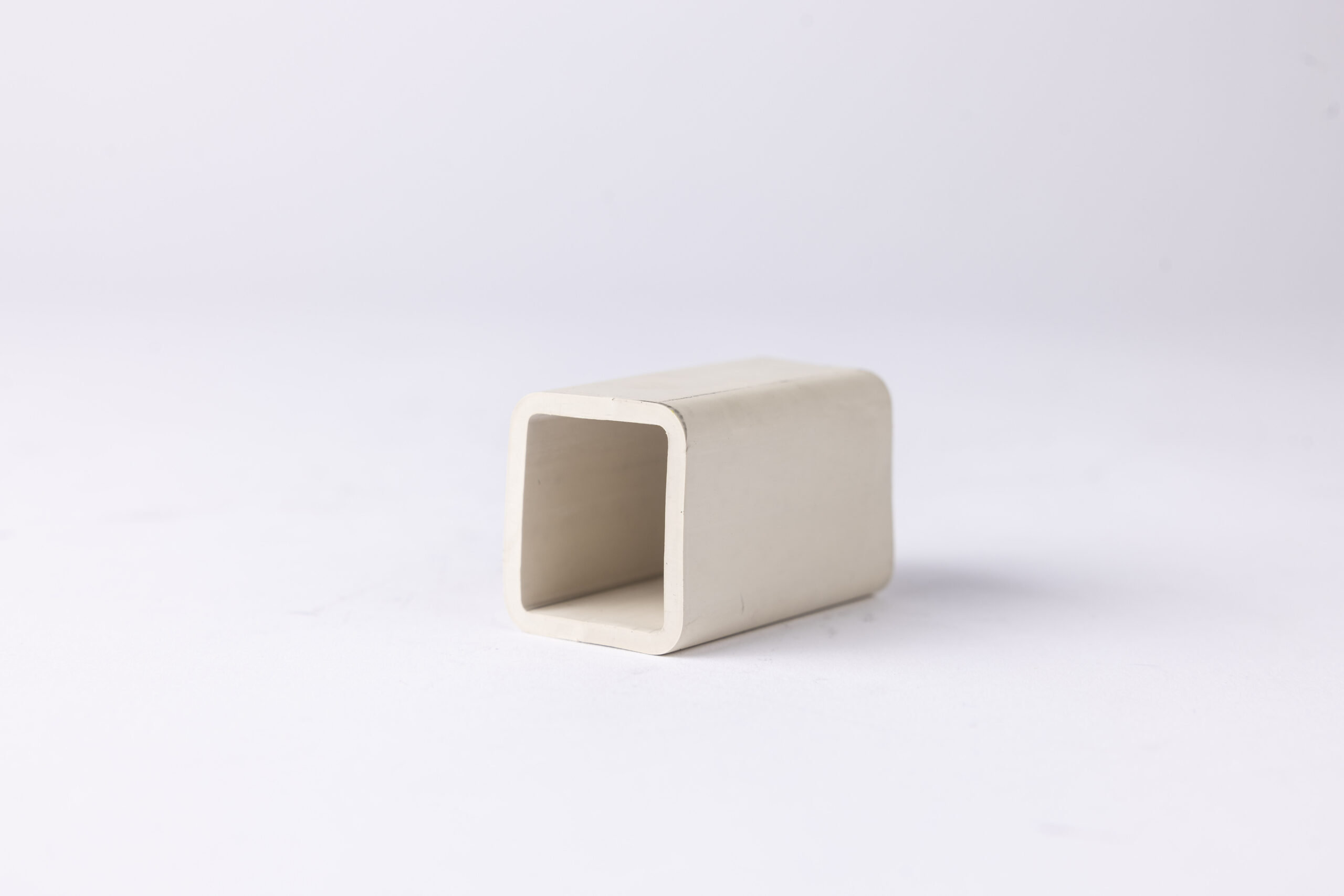 Off White Hollow Rectangle Extrusion