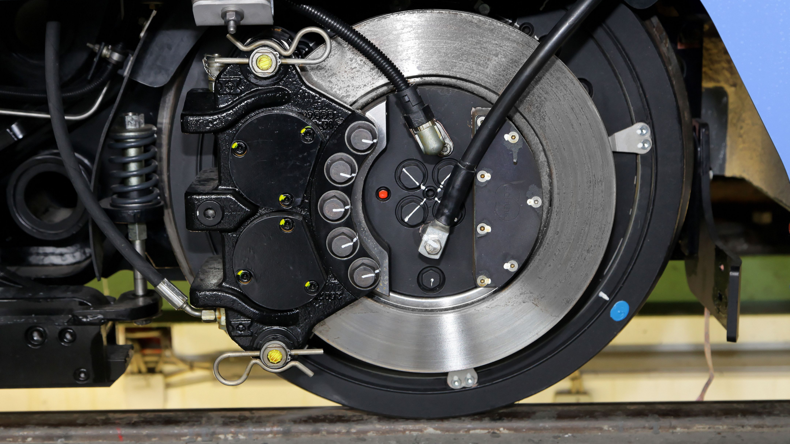 Brake Caliper: Brake caliper as a modular component of hydraulic brake systems