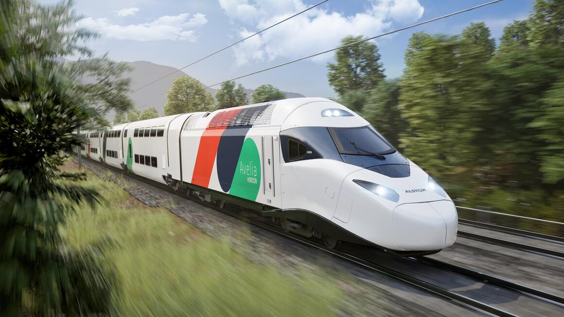 An Avelia Horizon train