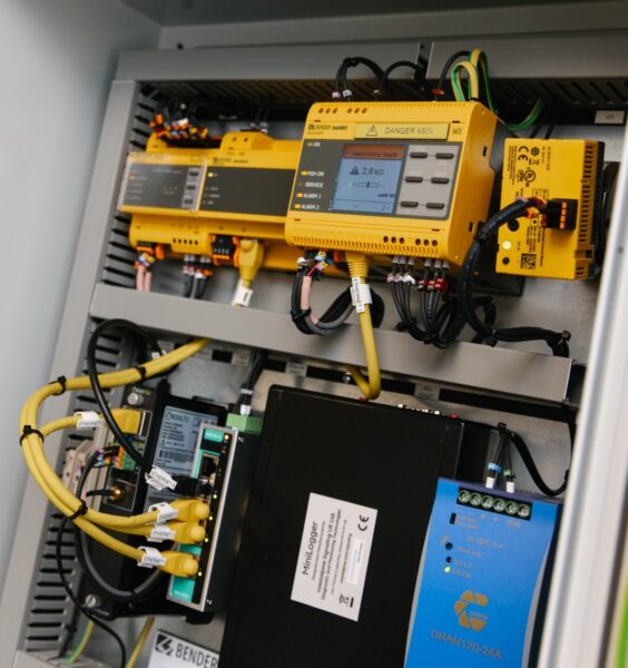 RS4 Signal Power Protection System - Bender UK