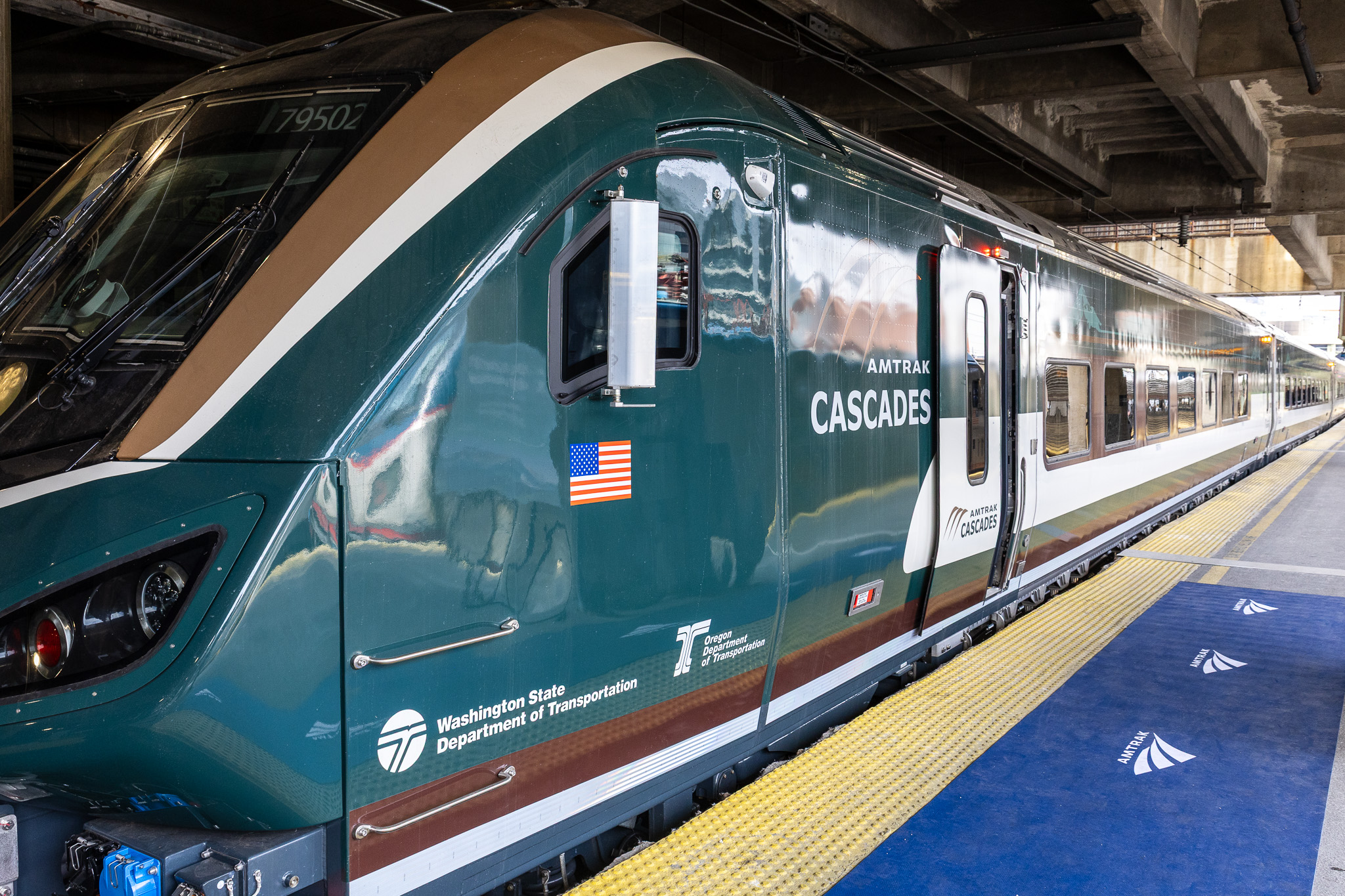 The first Airo trainsets are slated to enter service on the Amtrak Cascades, serving the Pacific Northwest corridor between Seattle, Portland, Vancouver, BC, and Eugene, Oregon