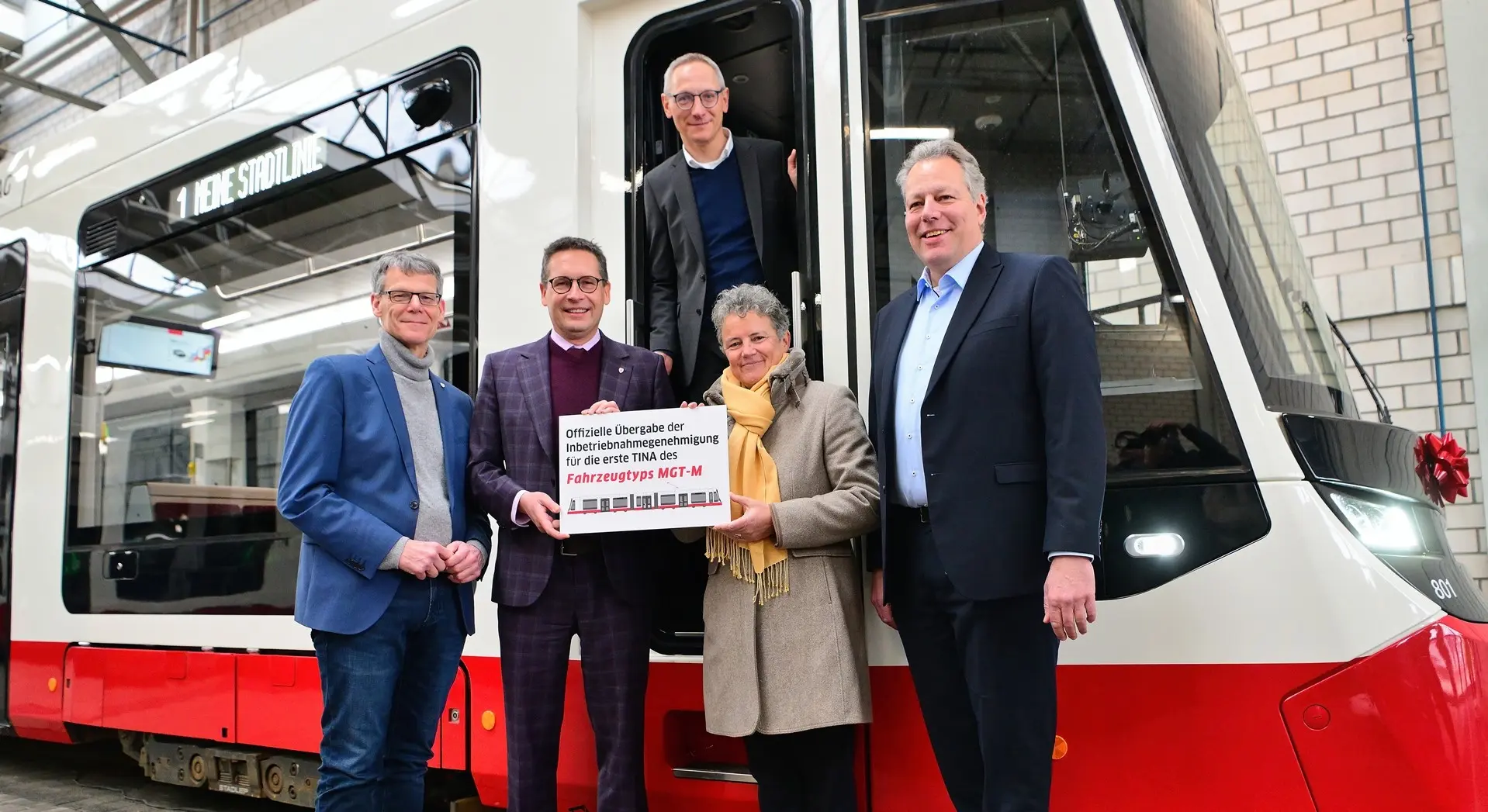 HAVAG has ordered 56 TINA low-floor light rail vehicles from Stadler
