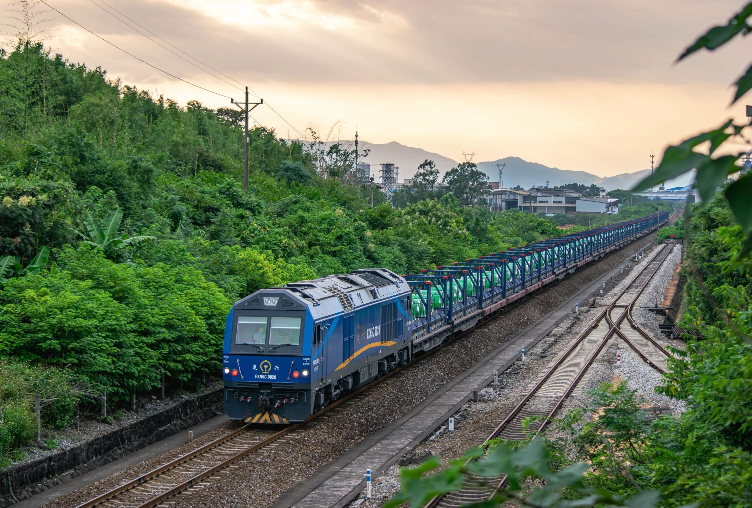 The FXN5C locomotive 