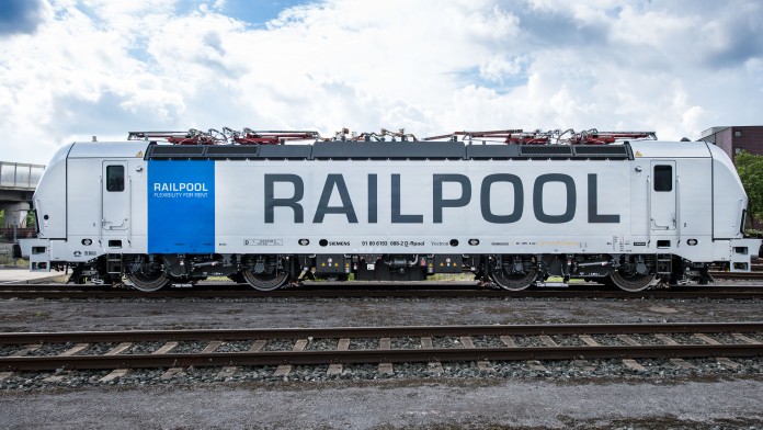 RAILPOOL TRAIN
