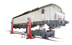 Small groups of lifting jacks for smaller carriages