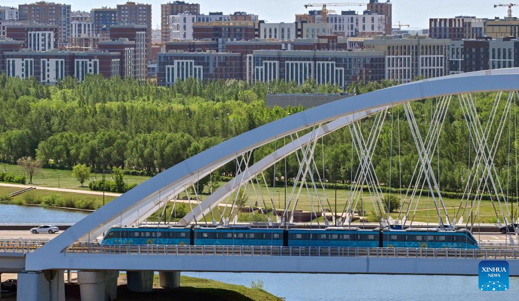 Kazakhstan launches Astana light rail system