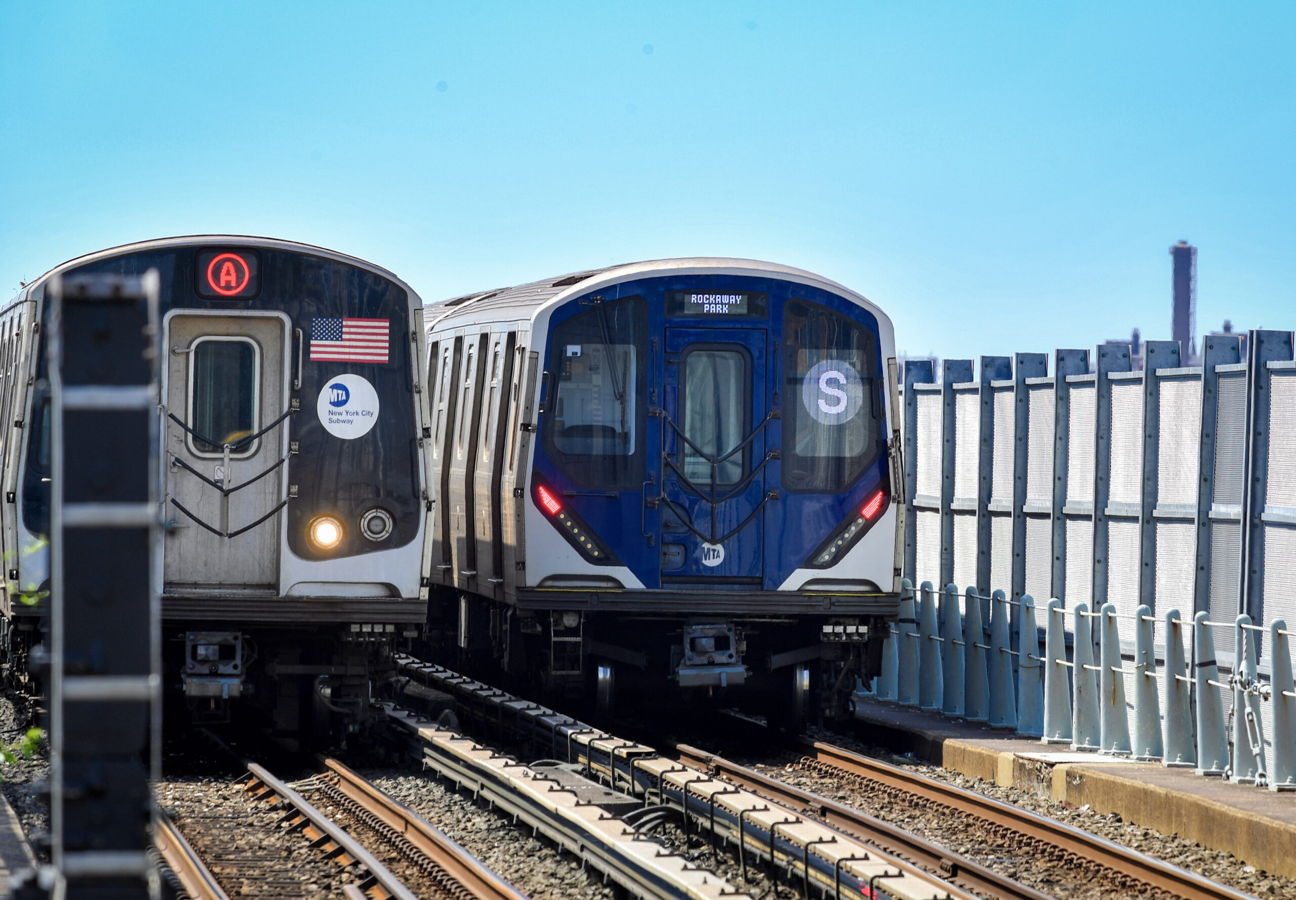 Rockaway Park Shuttle R211