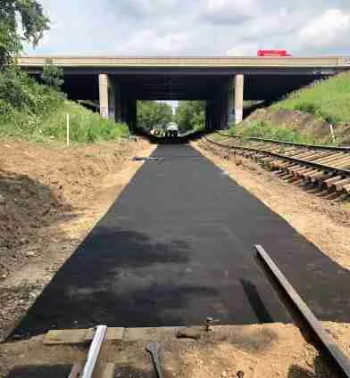 TrackTex prevents mud pumping so maintains the integrity and strength of the ballast