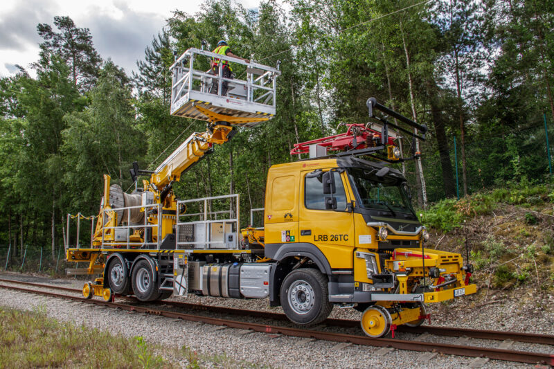 LRB®26 road-rail vehicle
