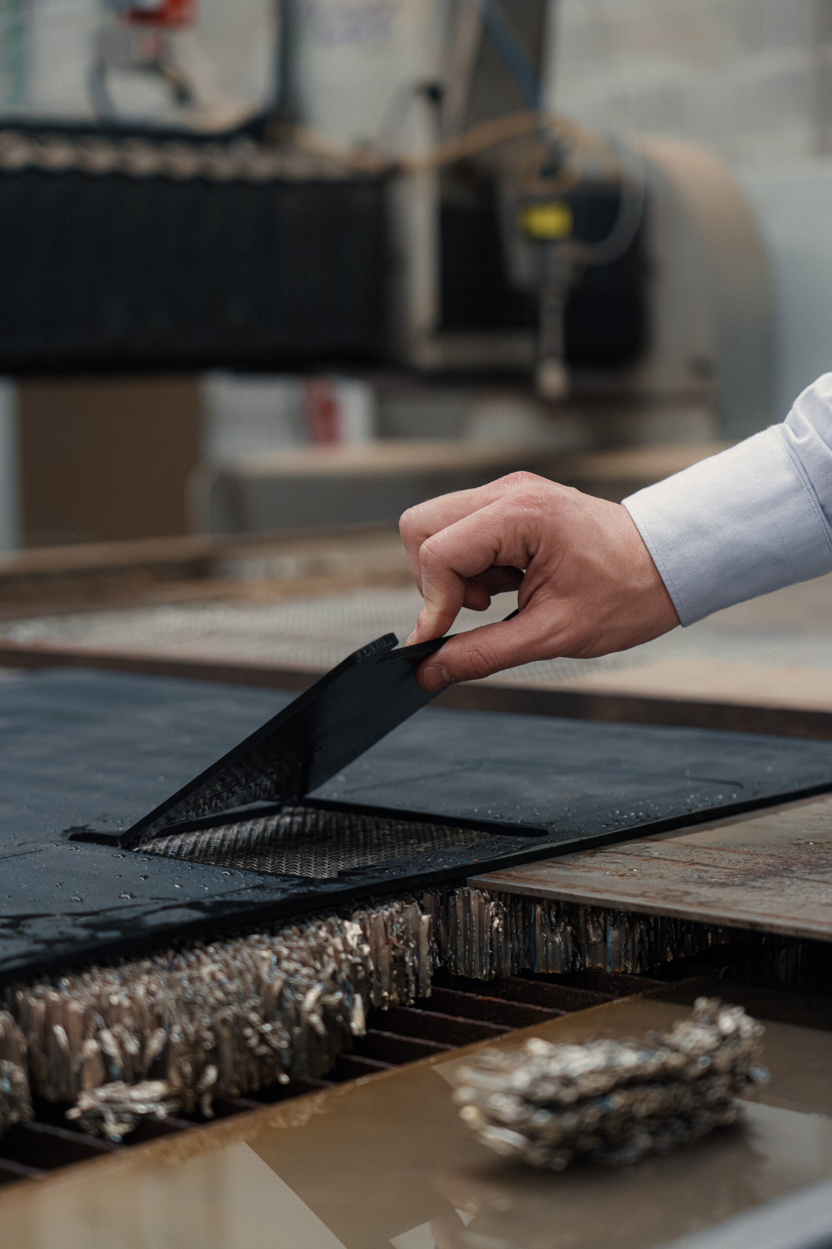 Precision waterjet cutting of a resilient cork-rubber component at Amorim Cork Solutions