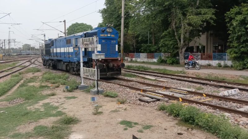 Nextsense Indian Rail 2